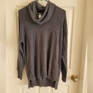 Women's maternity oversized sweater.